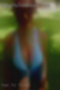 how to find a horny woman women in for a threesome
