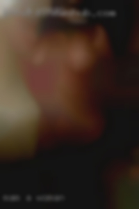 mam a woman in Santa Ana CA having sex in bed